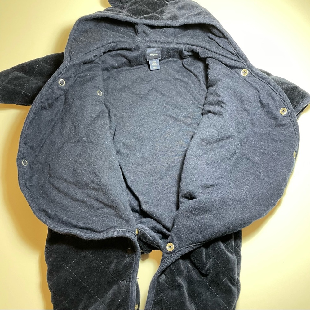 Gap baby velvet quilted warm fall/winter bunting overalls 3-6m - Picture 3 of 3